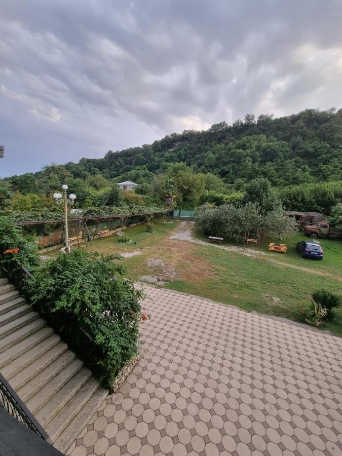 Guesthouse At Oleg'S Zolotoy Bereg Gudauta Exterior photo